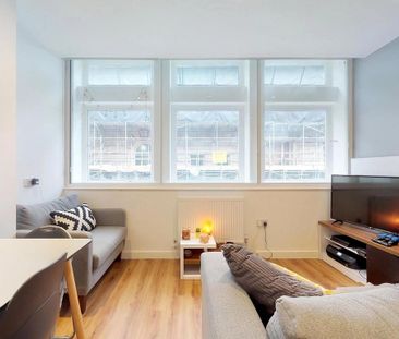 2 bedroom apartment to rent - Photo 2