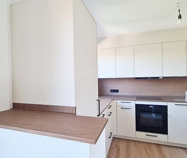 Charmante 3 Zimmer Dachgeschoss Wohnung in Eugendorf zu mieten! - Photo 2