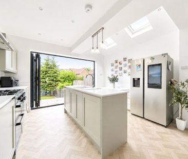 2 bedroom end of terrace house to rent - Photo 5