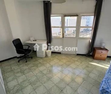 Piso en alquiler en Avenida de Trinidad, cerca de Calle de Heraclio Sánchez - Photo 2