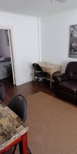 Bright furnished 2 bedroom apartment @Yonge /St. Clair Toronto - Photo 4