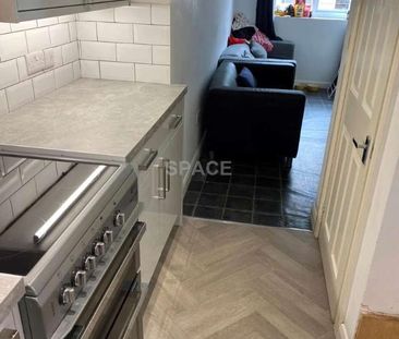 Donnington Gardens, Reading, Berkshire, RG1 - Photo 4