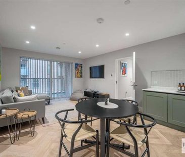 Explorer Way, London, NW7 - Photo 1