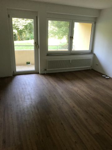 Perfekte Familienwohnung mit 4 Zimmern in grüner Lage! - Photo 2