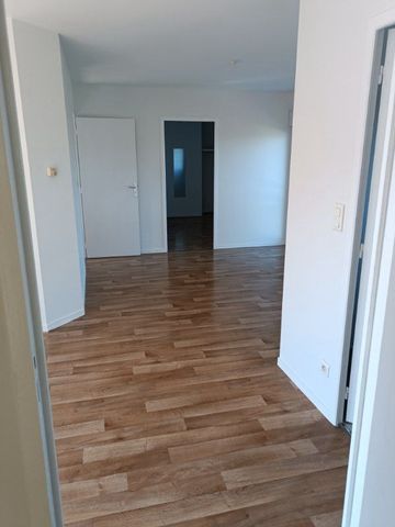 Location Appartement 3 pièces 63m² EVREUX 27000 - Photo 5