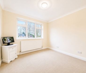 5 Bed Terraced House, Mount Park Avenue, CR2 - Photo 4