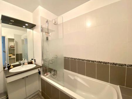 Location appartement 3 pièces 74.25 m² à Castelnau-le-Lez (34170) - Photo 2