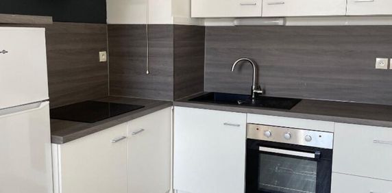 Location Appartement 2 pièce(s) de 39.75 m2 - Photo 2