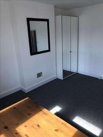 Whittington Rd, London, London, N22 - Photo 4