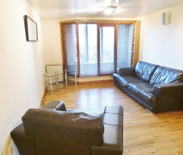 19 St Marks Road, Preston - Photo 2