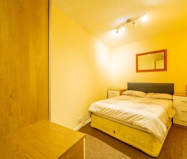 First Floor, 15 Beckside Gardens, Melrosegate - Photo 3