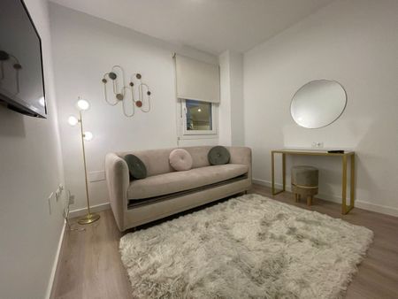 Planta baja de alquiler en Quevedo, 8, Rodeo Alto - Guadaiza - La Campana - Photo 3