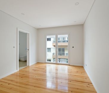 Apartamento T4 novo a estrear para arrendamento em São João do Esto... - Photo 3