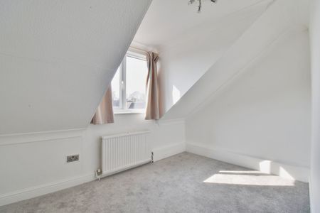 3 bedroom apartment to rent - Photo 3