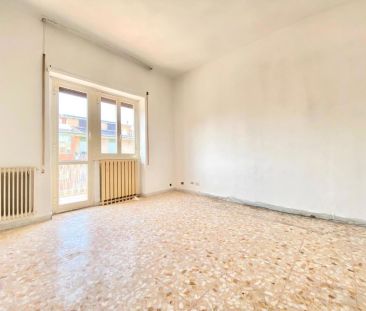 Appartamento in Via Fuscaldo, Roma (RM) - Photo 1