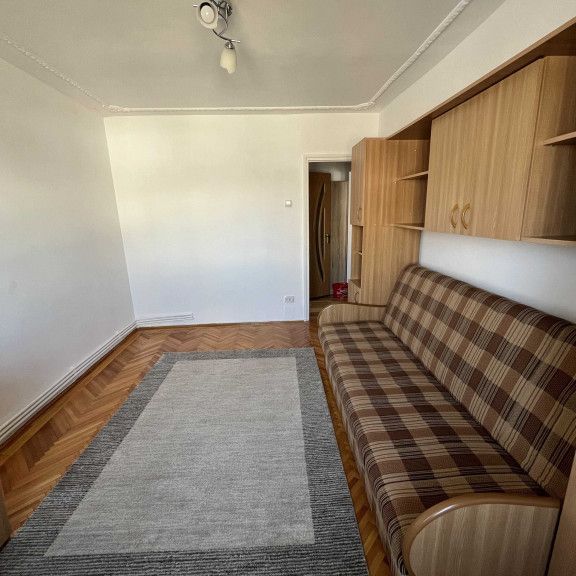 Fizicienilor penny etaj 4 - Fotografie 1