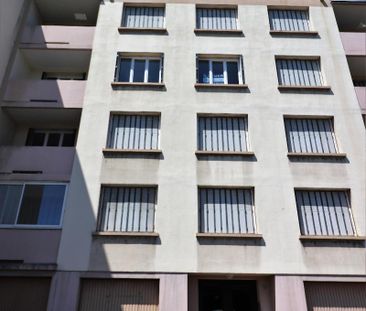 Location Appartement 3 pièces 60m² TOURNON SUR RHONE 07300 - Photo 6