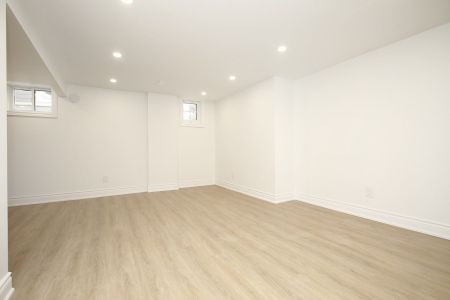 For Lease - 23 Arncliffe Crescent Unit# Bsmnt, Toronto, Ontario - Photo 5