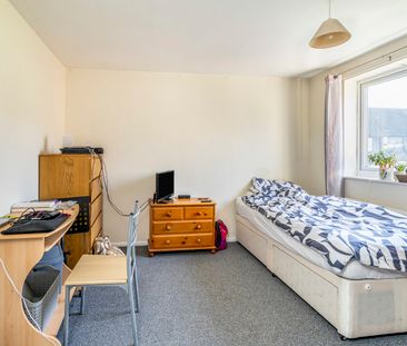 2 bedroom house to rent Maplehurst Road, Chichester, West Sussex, PO19 - Photo 3