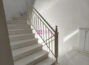 Studio/Γκαρσονιέρα για ενοικίαση - Μαρούσι, - Φωτογραφία 1