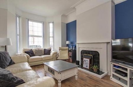 43 Atlantic Avenue, Belfast, BT15 2HN - Photo 2