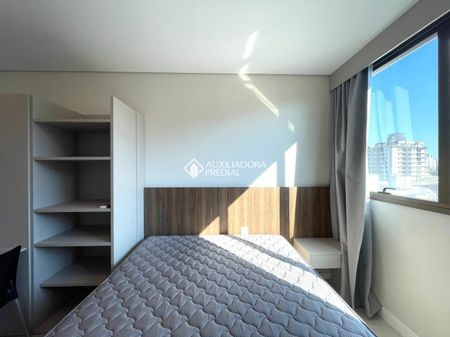 Studio com 1 quarto e 25m² para alugar em Trindade, Florianópolis. - Foto 3