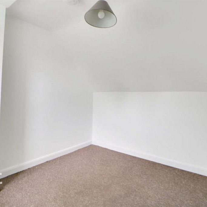 5 bedroom semi-detached house to rent - Photo 1
