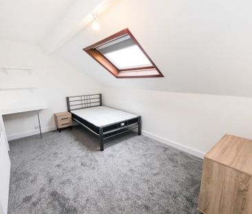 Winston Gardens, Headingley, Leeds - Photo 2