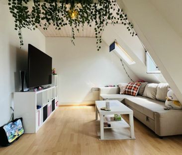 Charmante 3.5-Zimmer Altbau-Dachwohnung in bester Wohnlage. - Photo 5