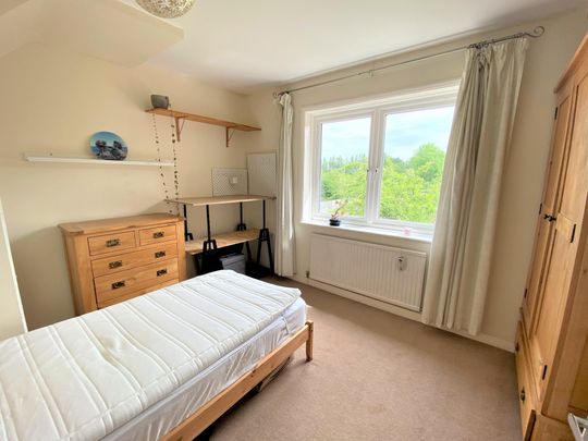 Kynaston Road, Didcot - Photo 1