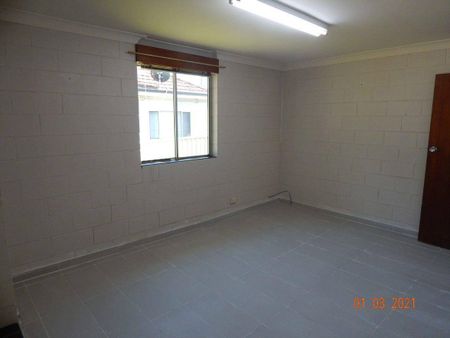 CLOSE TO TOWN - Photo 5