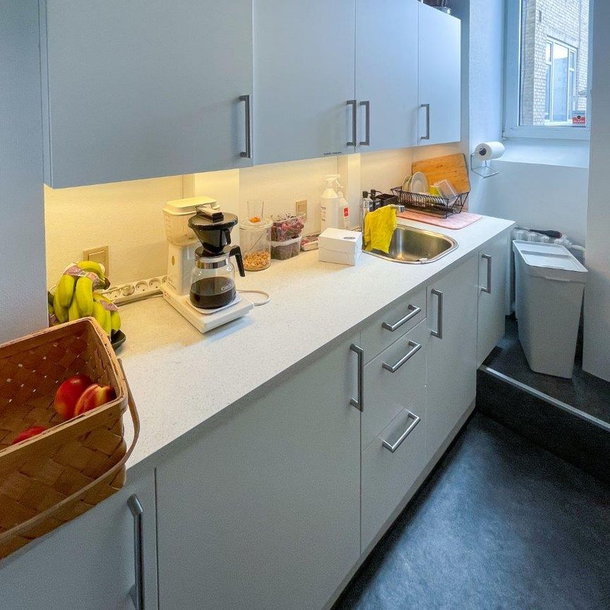 Rummelig lejlighed med central beliggenhed i Aalborg - Photo 1