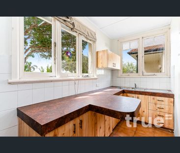 31 Luke Avenue, Burwood, NSW 2134 - Photo 4