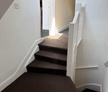 2 Bed Flat, London, HA3 - Photo 4