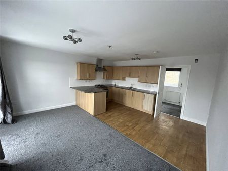 Carrholme Court, King Cross, Halifax, HX1 - Photo 5