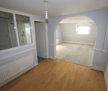 2 bed apartment to rent in Marina, St Leonards On Sea - Photo 4