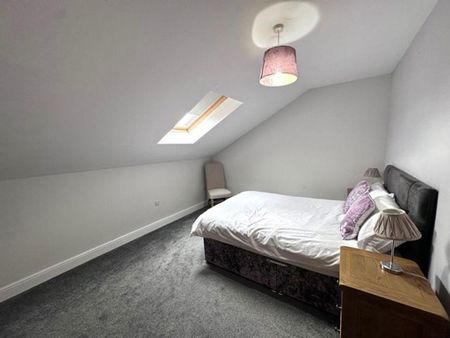 2 bedroom barn conversion to rent - Photo 2