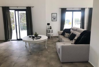 LONG-TERM RENTAL FROM SEPTEMBER 2026. Modern villa with pool and sea views for rent in Moraira.