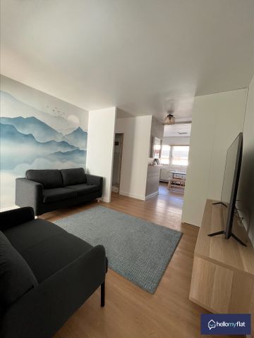 Location Appartement 5 pièces 80m² REIMS 51100 - Photo 2