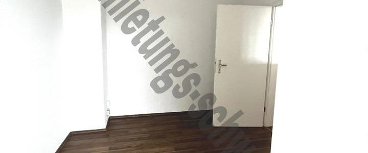 ab 06-2025-große 1,5 Raum Single DG Wohnung mit WOW Effekt - Photo 1