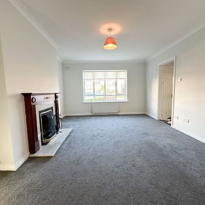 Fosterbrook, Booterstown, Blackrock, Co. Dublin - Photo 1