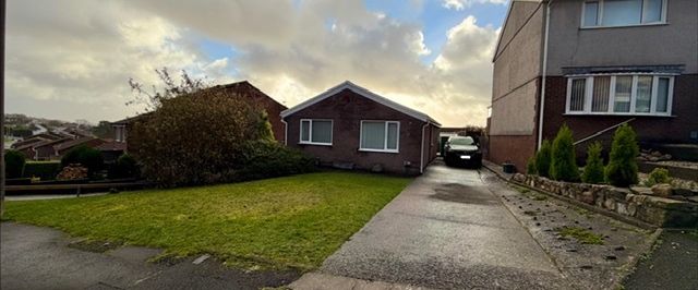 Llwyn Mawr Close, Sketty, Swansea - Photo 1