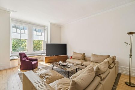 3 bedroom flat to rent - Photo 3