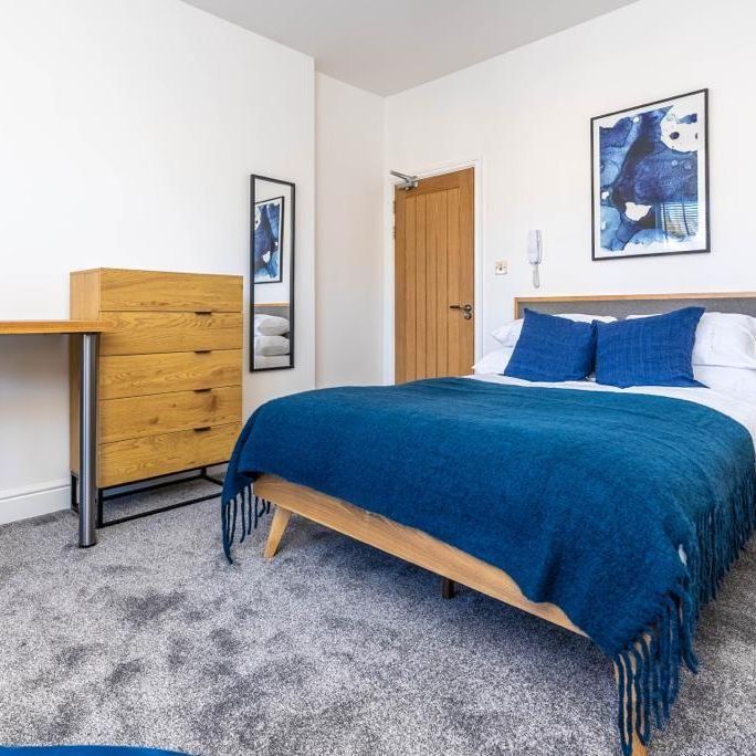 1 bedroom in a house share to rent - Photo 1