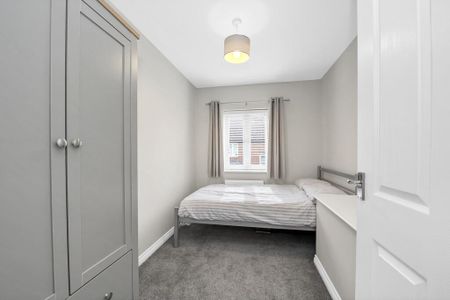 2 bedroom maisonette to rent - Photo 5