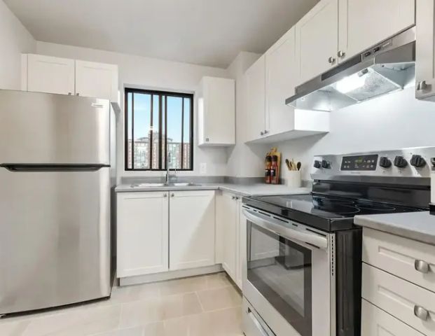 The Ascot | 2710 Saratoga Place, Gloucester - Photo 1
