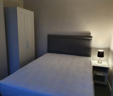 4 bedroom house - Photo 4
