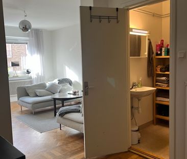 Amiralitetsgatan, Karlskrona - Photo 3