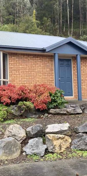 Modern Living - Photo 1