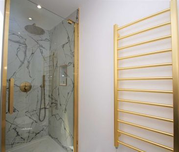 3 bed First Floor Flat for rent - Photo 4